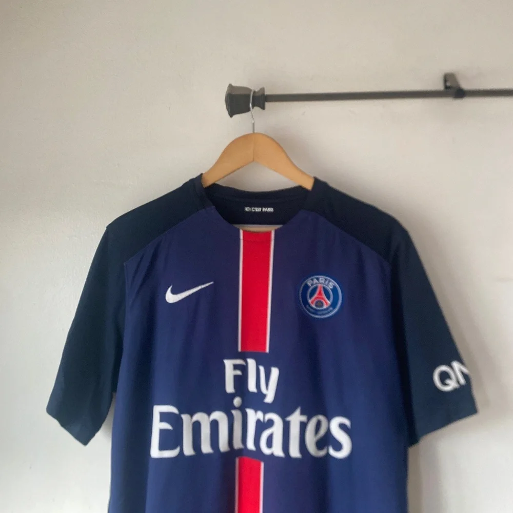 Nike L Paris Saint-Germain (PSG) 2015 -2016 Ibrahimović 10 Jersey - Picture 4 of 14